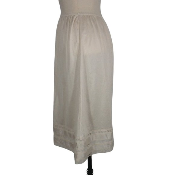 Dawn to Dusk Womens White Half Slip with Lace‎ Hem, Plus Size 1X, 33/35 - Picture 3 of 6